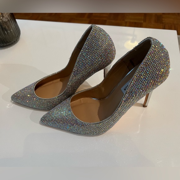 NWOT Steve Madden rhinestone heels size 8 - Picture 2 of 5
